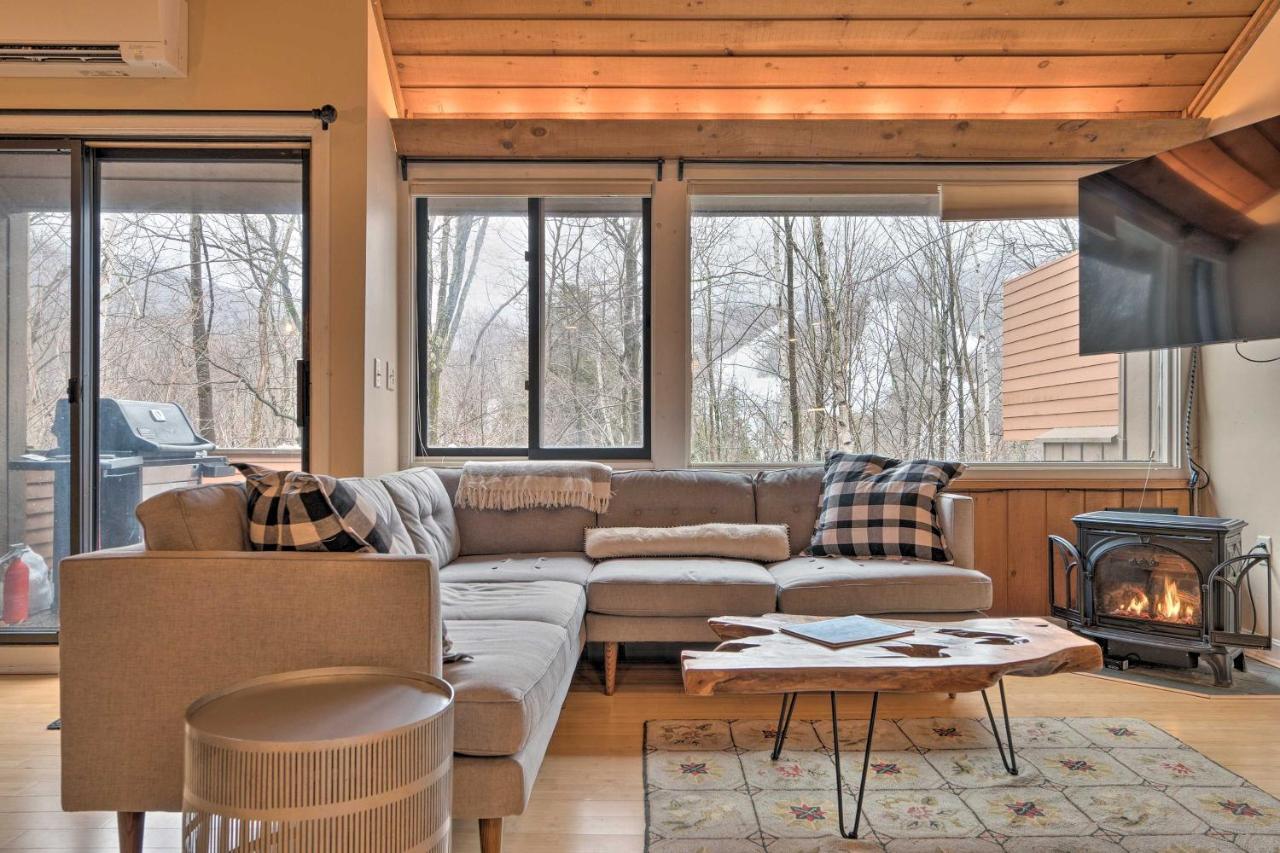 Updated Loon Townhome With Mtn Views And Ski Shuttle! Линкольн Экстерьер фото