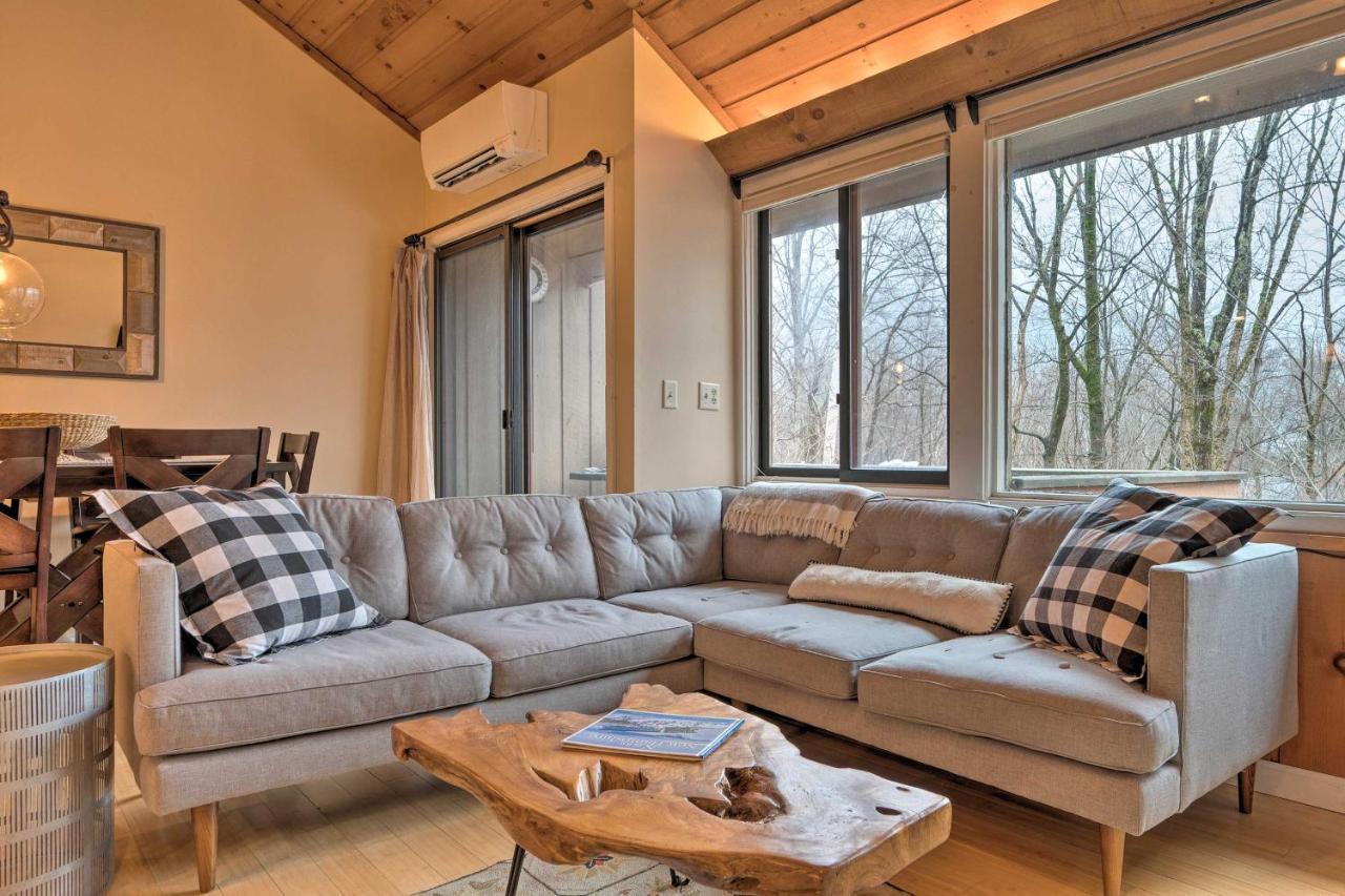 Updated Loon Townhome With Mtn Views And Ski Shuttle! Линкольн Экстерьер фото