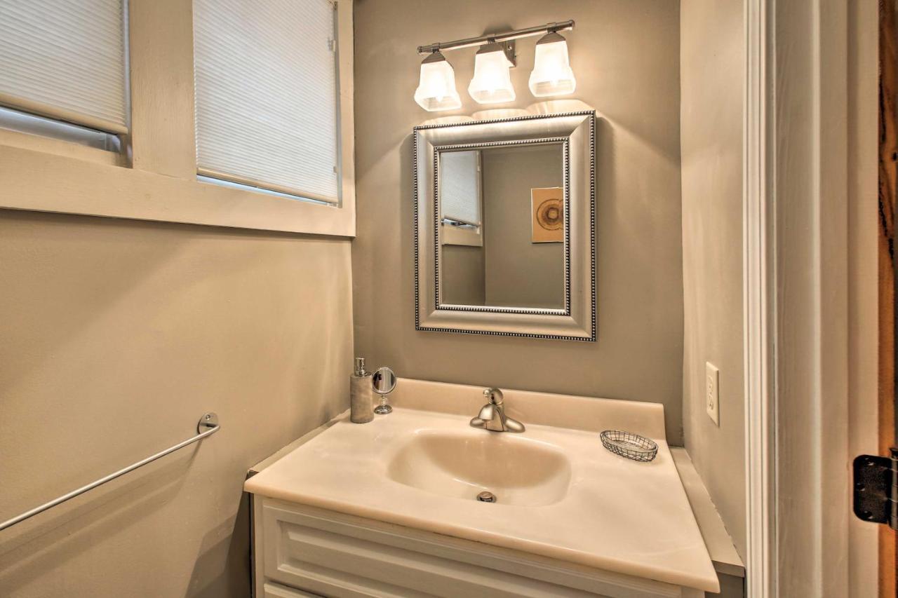 Updated Loon Townhome With Mtn Views And Ski Shuttle! Линкольн Экстерьер фото